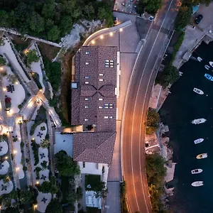 Mare Sano Plaza Apartment
